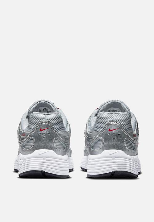 Nike - Nike P-6000 - Metallic Silver/Gym Red-Flt Silver