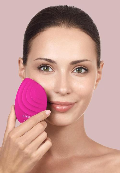 GESKE - Sonic Facial Brush  5 in 1 - Magenta