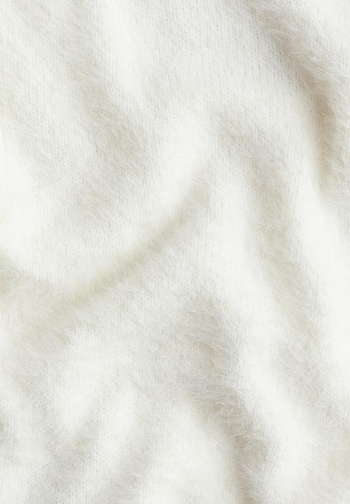 H&M - Fluffy-knit jumper - white