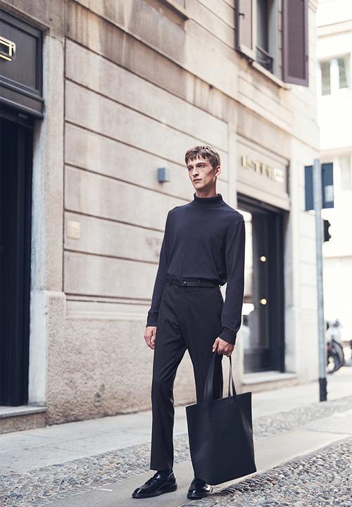 H&M - Slim fit fine-knit polo-neck jumper - navy blue