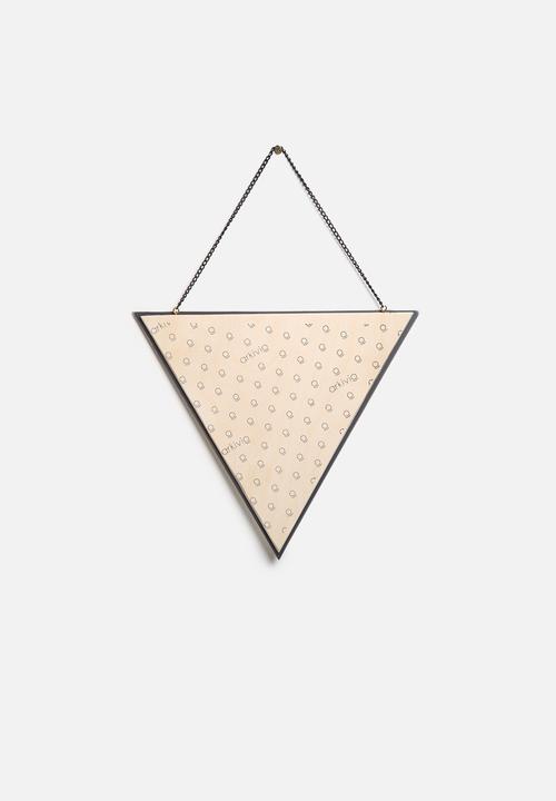Arkivio - Triangular Mirror