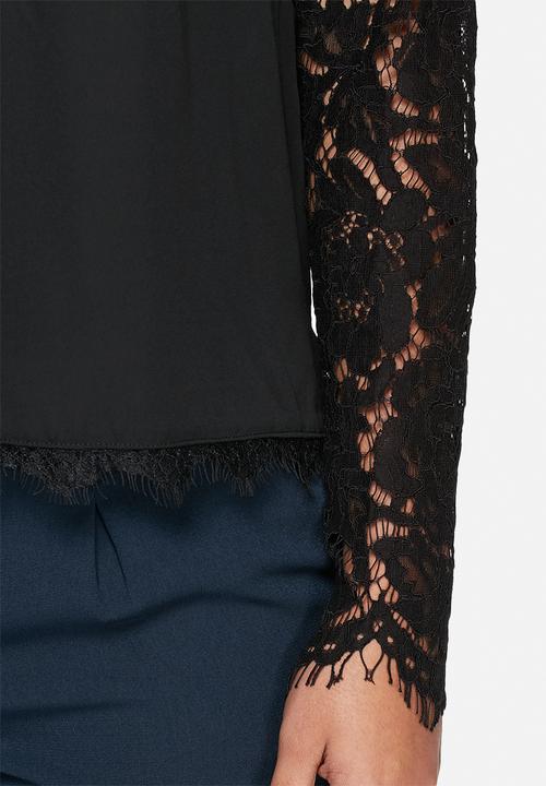 Vero Moda - Olivia lace shirt