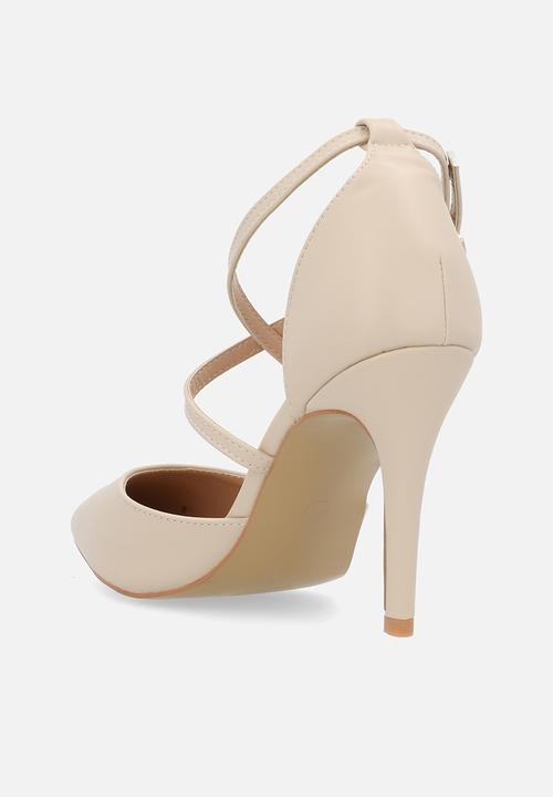 Footwork - Harlet Closed Back Ankle Strap - Neutral