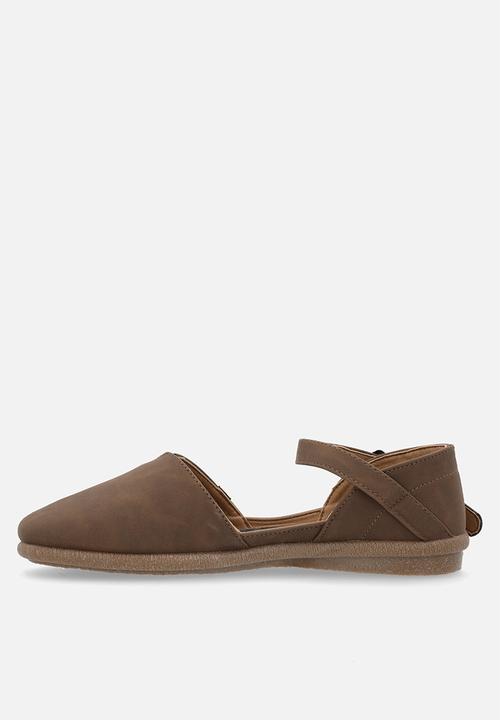 Pierre Cardin - Adelle D'orsay Ankle Strap - Brown