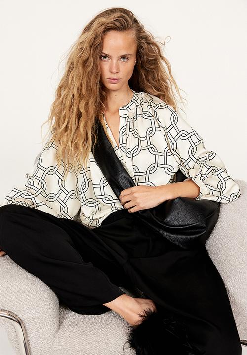 H&M - Balloon-sleeved blouse - cream & patterned