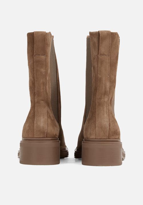 Calvin Klein - Chelsea suede boot - mountain trail