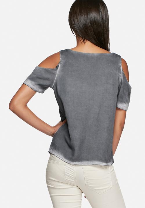 Vero Moda - Mai cold shoulder top