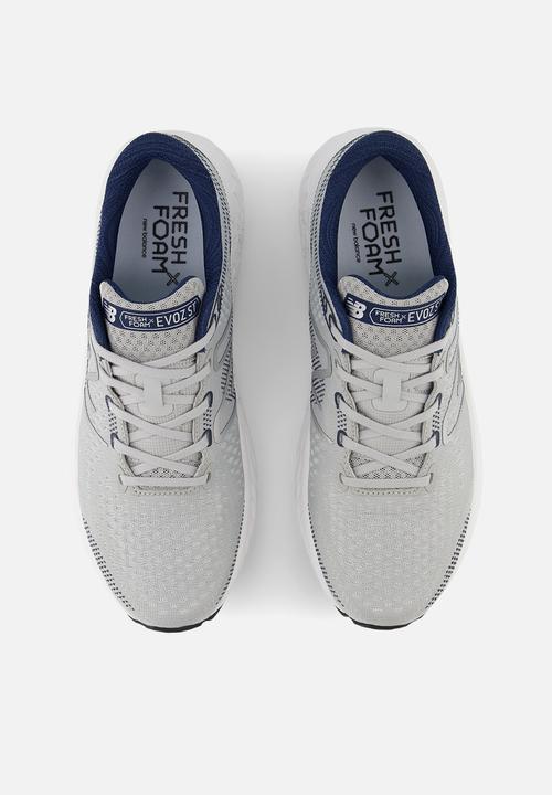 New Balance  - FRESH FOAM EVOZ ST v1