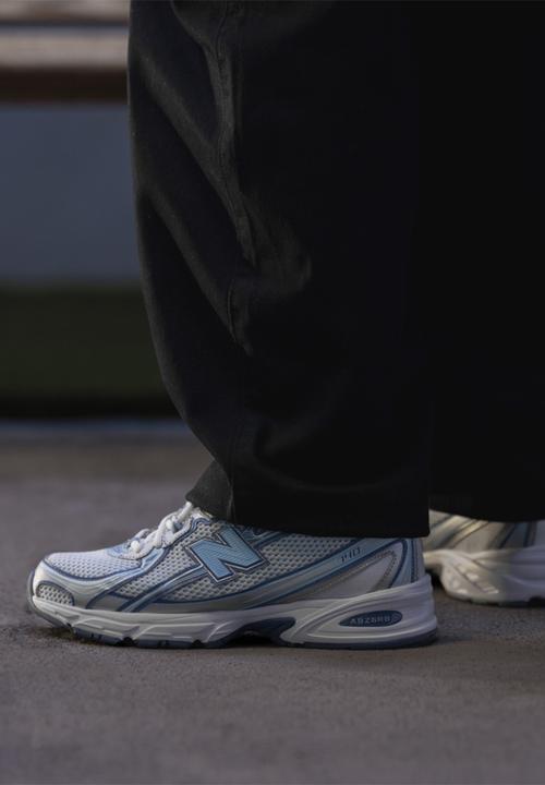 New Balance  - U740 v2