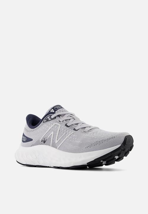 New Balance  - FRESH FOAM EVOZ ST v1