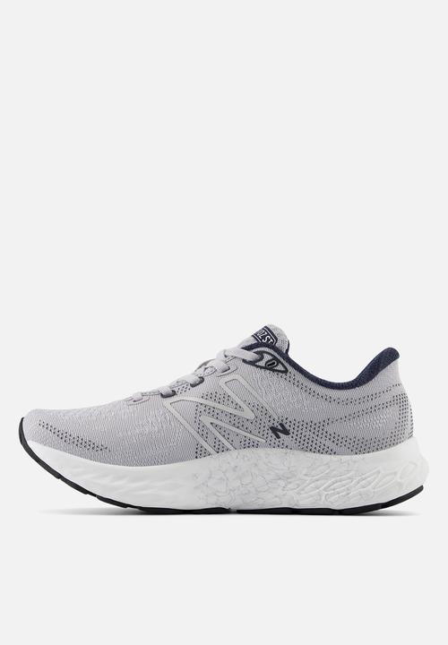 New Balance  - FRESH FOAM EVOZ ST v1