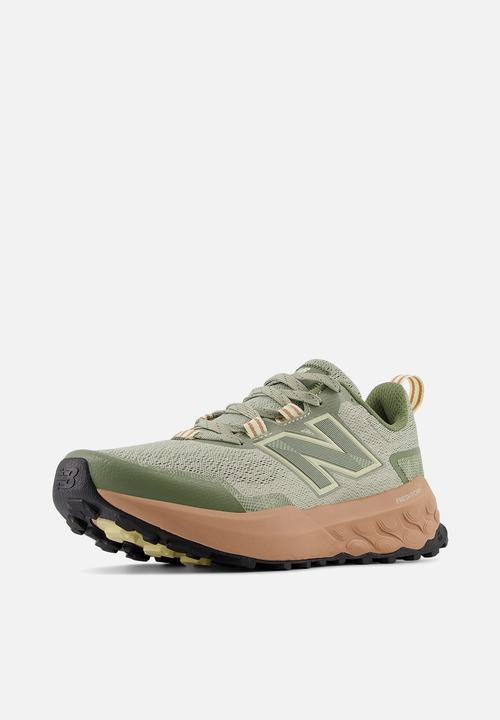 New Balance  - FRESH FOAM X GAROE v2