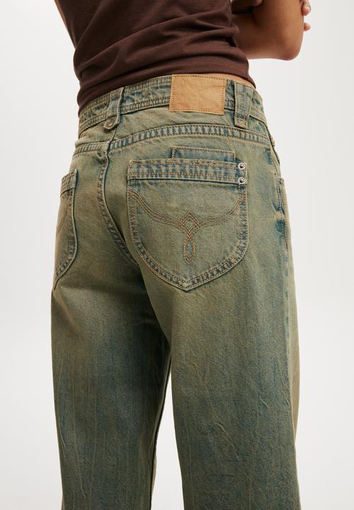 Cotton On - Low Rise Straight Jean - Cliff Blue/Stitch