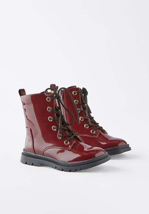 Cotton On - Combat lug boot - bordeaux patent