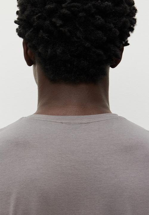 H&M - Slim fit round-necked T-shirt - grey