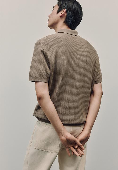 H&M - Regular fit textured-knit polo shirt - greige