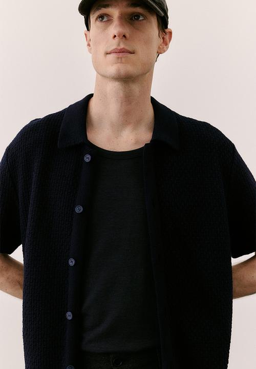 H&M - Regular fit textured-knit shirt - blue