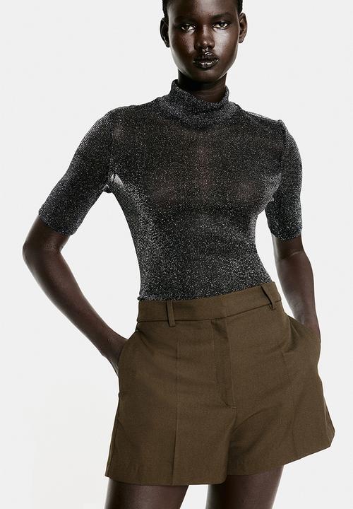 H&M - Tailored shorts - dark khaki green