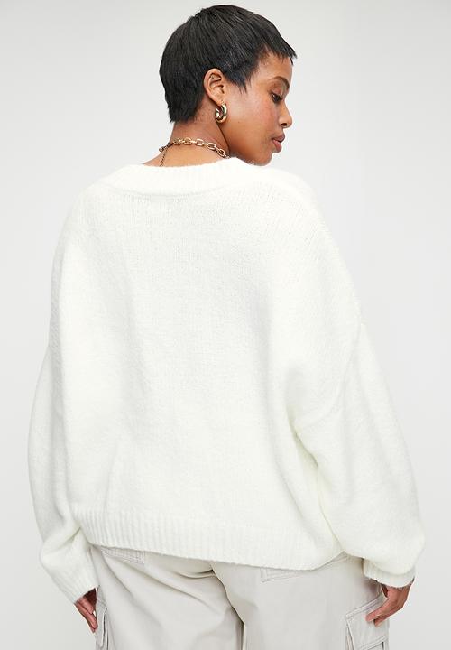 Cotton On - Plus Luxe V - Neck Pullover - White