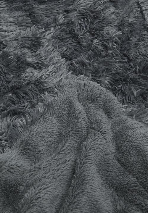 H&S - Shag cosy throw blanket - charcoal