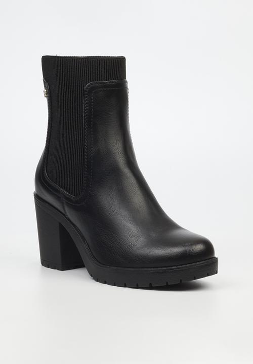 Butterfly Feet - Esther 6 Chelsea - Black