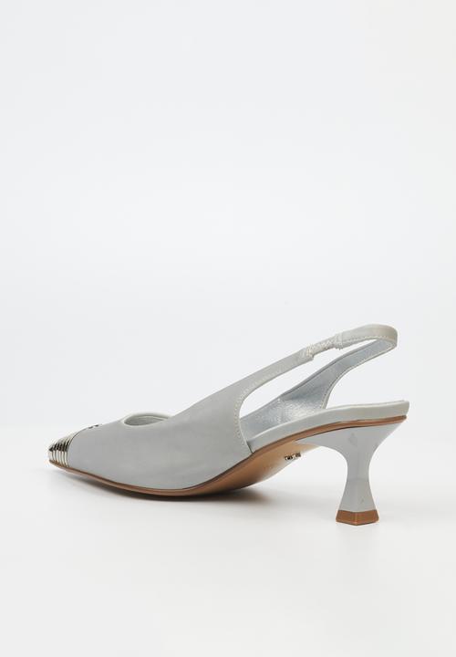 Butterfly Feet - Gwenn 1 Sling Back - Silver