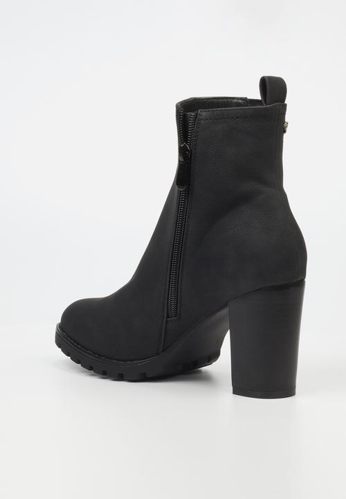 Butterfly Feet - June 7 Chelsea - Black