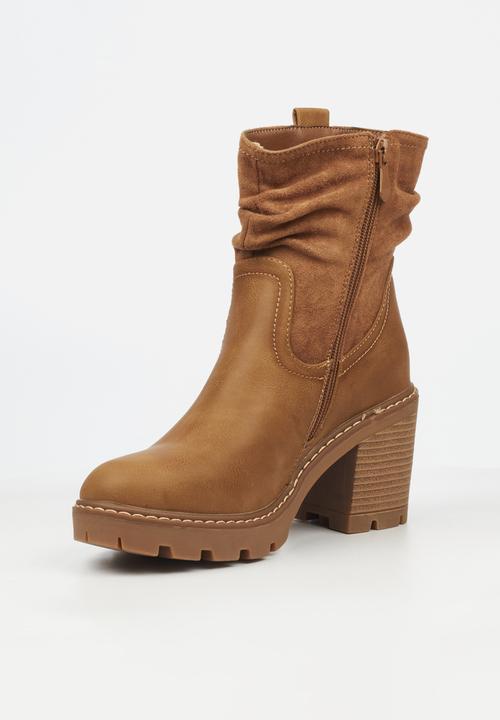 Miss Black - Kat 2 boot - camel