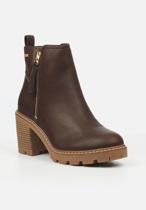 Miss Black - Kat 3 boot - chocolate