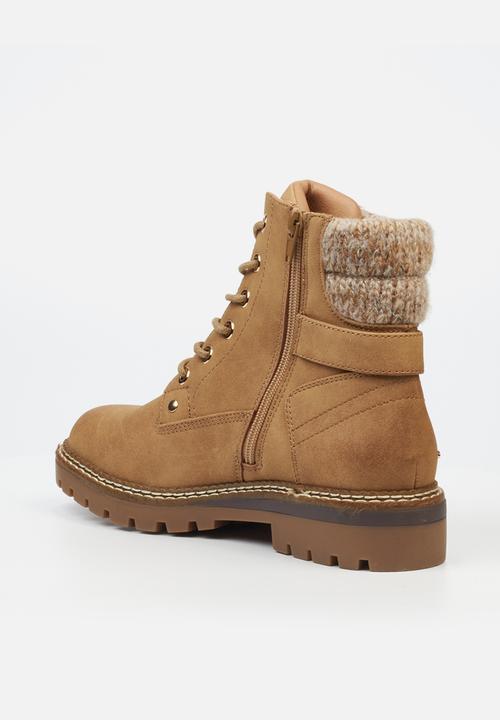 Miss Black - Knox 1 boot - camel