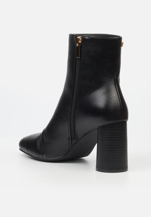 Butterfly Feet - Kylee 1 Ankle - Black