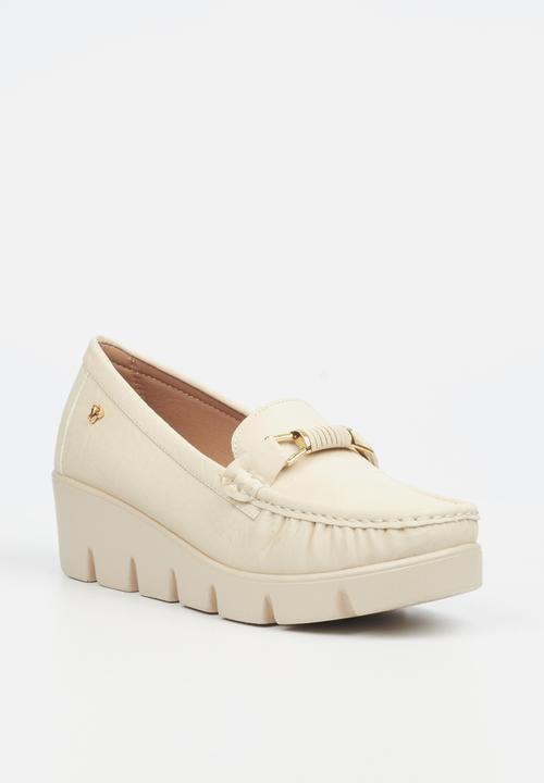 Butterfly Feet - Napea 1 Loafer - Ivory