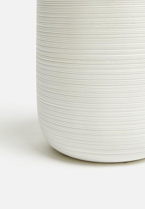 Sixth Floor - Villa fiberclay planter - Off white