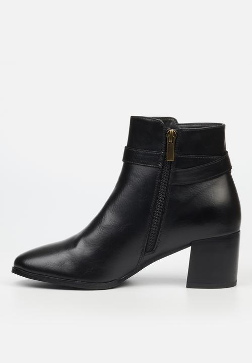 Butterfly Feet - Shawna 1 Ankle - Black
