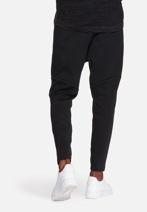 Nike - Tech fleece cropped pants