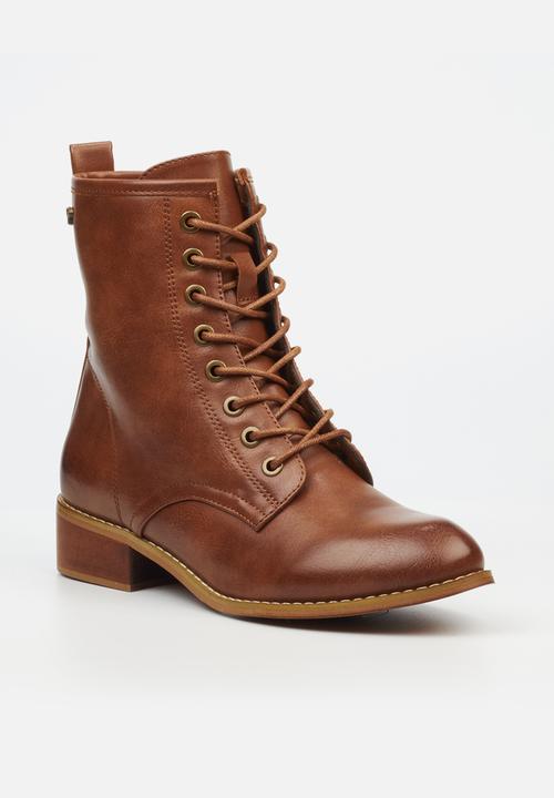 Butterfly Feet - Tyler 2 Lace-Up - Tan