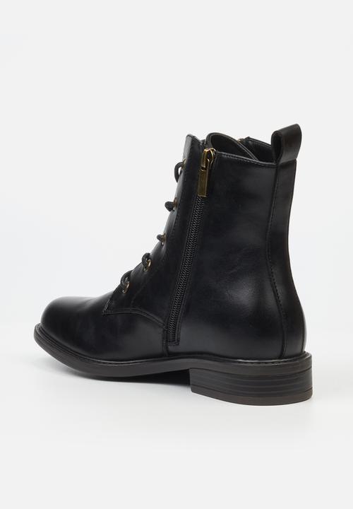 Miss Black - Victoria 2 boot - black