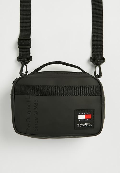 Tommy Hilfiger - Tjm Daily + Camera Bag - Black