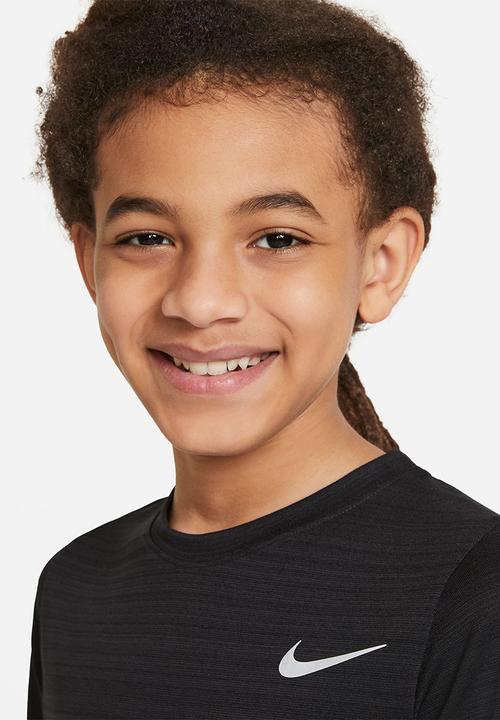 Nike - Boys Nike Dri-fit Short sleeve Miler top - Black