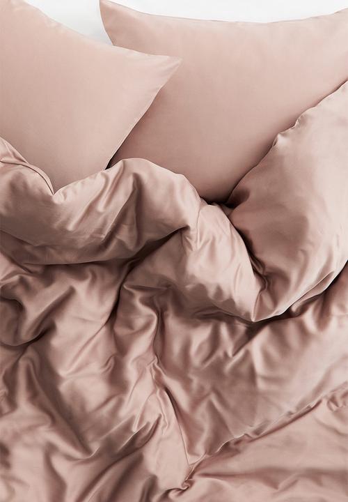 H&M - Satin double/king duvet cover set - peach pink 