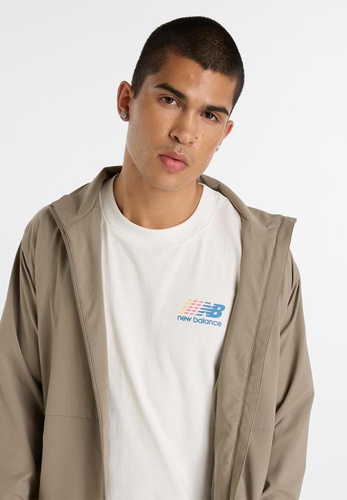 New Balance  - NB Athletics Multi Color Tee - White