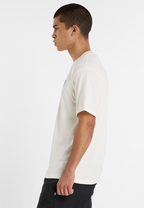 New Balance  - NB Athletics Multi Color Tee - White