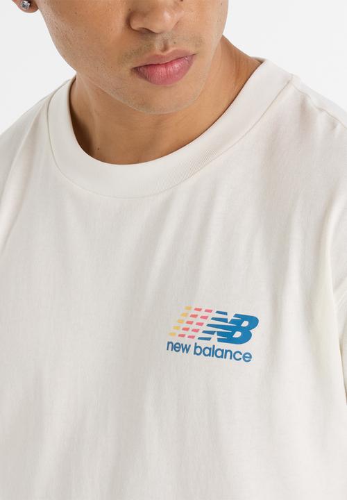 New Balance  - NB Athletics Multi Color Tee - White