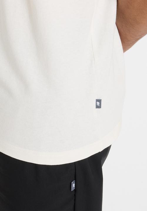 New Balance  - NB Athletics Multi Color Tee - White