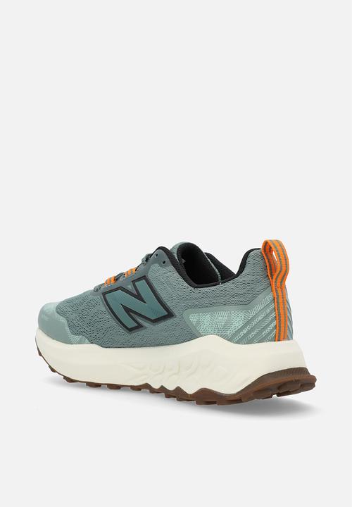 New Balance  - FRESH FOAM X GAROE v2