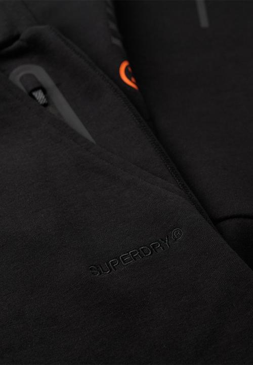 Superdry. - Tech logo tapered jogger - black