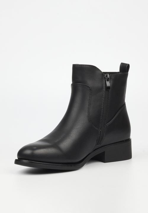 Butterfly Feet - Huda 15 Chelsea - Black