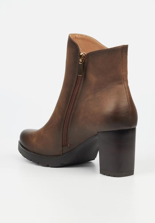 Butterfly Feet - Kylin 3 Ankle - Chocolate