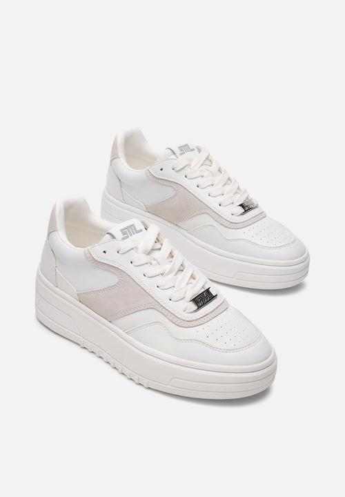 Steve Madden - Courtyard Sneaker - White