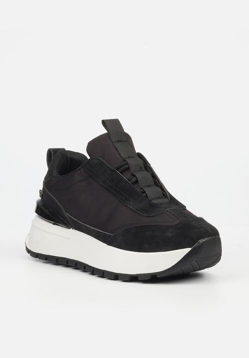 Butterfly Feet - Rio 3 Sneaker - Black